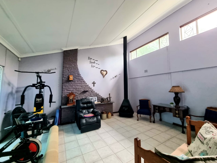 3 Bedroom Property for Sale in Rhodesdene Northern Cape